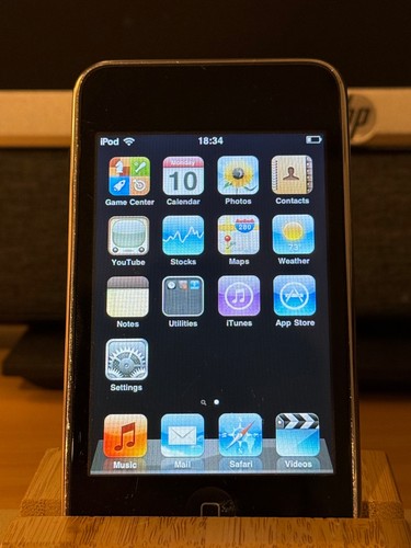 Ipod touch generation 8gb - ipod,