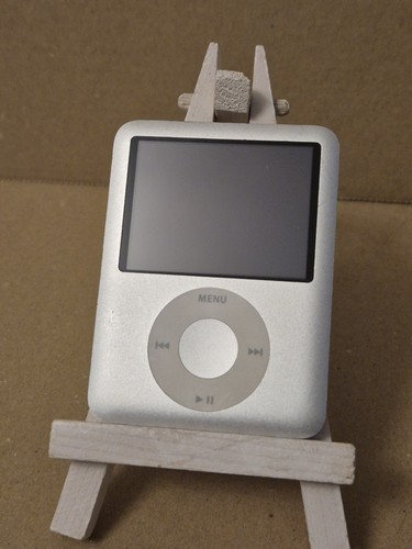 Apple ipod nano 3 - -,